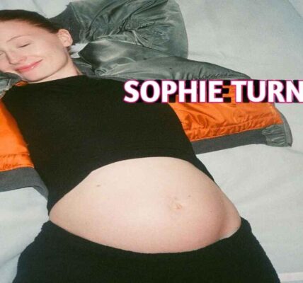 Sophie Turner pregnant